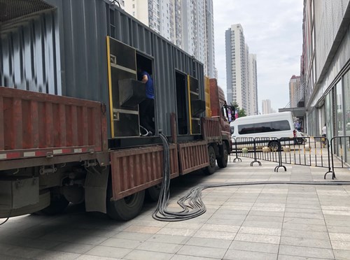 三门低温环境下，柴油发电机组电池充满电的具体时间受哪些因素影响？