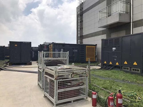 三门除了定期检查，还有哪些方法可以及时发现接触式转速表探头的磨损？